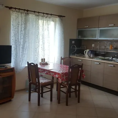 Sunrise Apartment Golden Sands